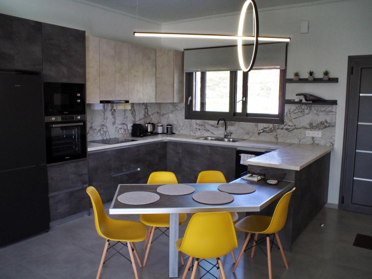 Nostos Luxury Villas With Private Pool In Nafpaktos Luaran gambar