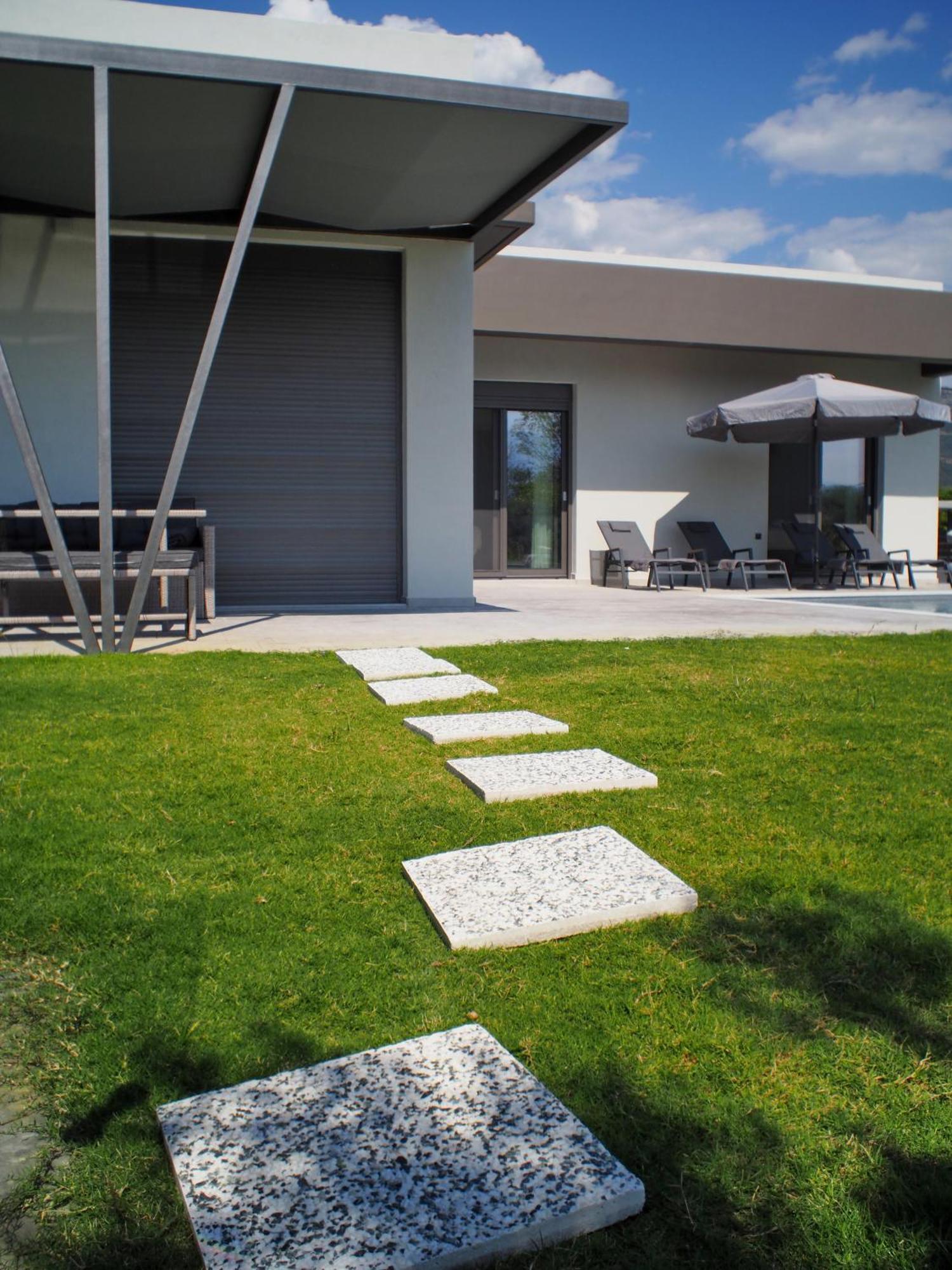 Nostos Luxury Villas With Private Pool In Nafpaktos Luaran gambar